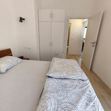 Apartment Apartma Mija - L *