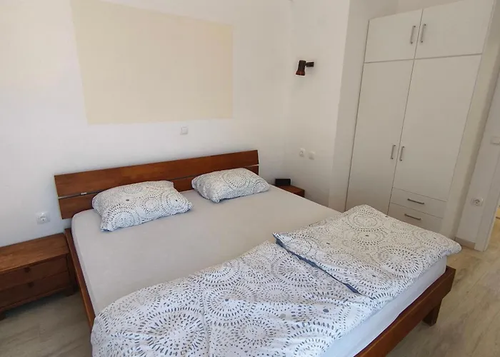 Apartma Mija - L דירה *