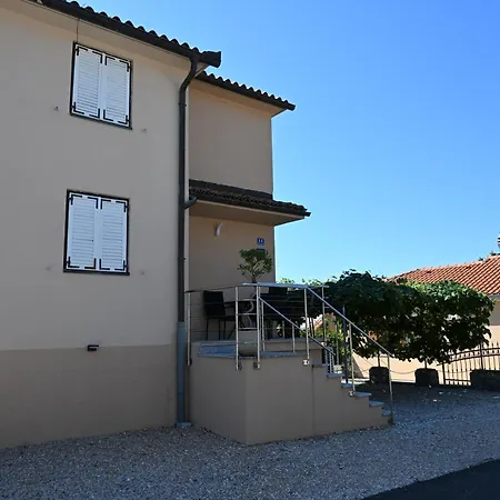 Apartma Mija - L Kornic
