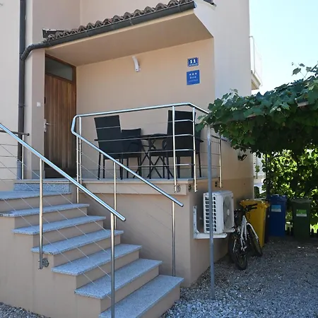 Apartma Mija - L Apartment Kornic