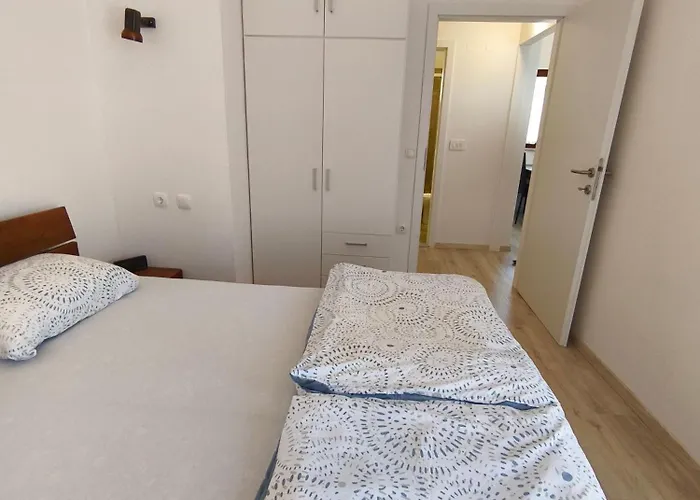Apartment Apartma Mija - L *